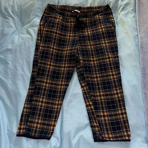 Warm, stretch cotton plaid trousers with elastic waist